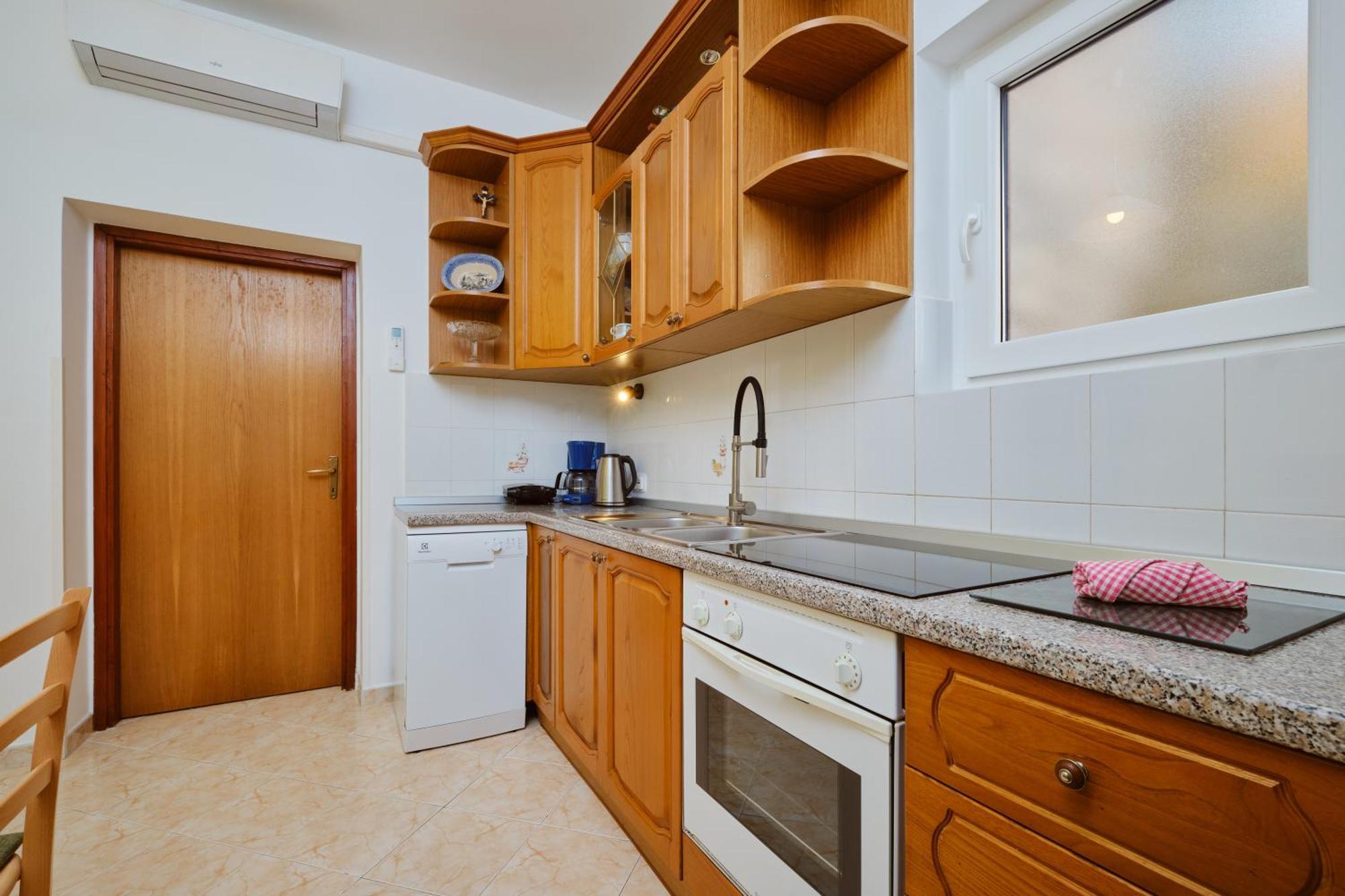 Apartments Katja Mali Lošinj Екстериор снимка